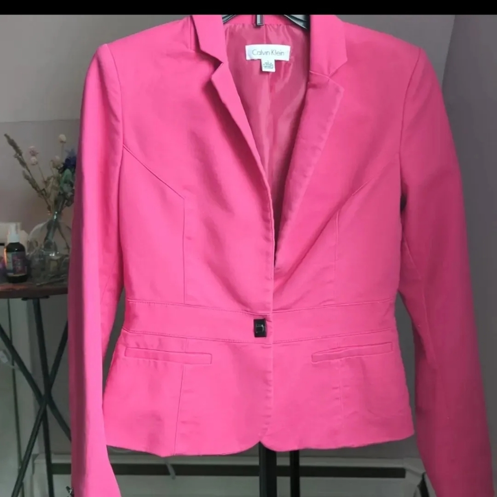 Vintage Calvin Klein Hot Pink Blazer Tag size 4